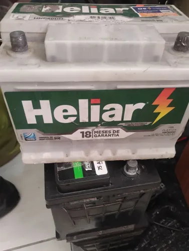 Bateria HELIAR automotiva 60 amperes seminova 