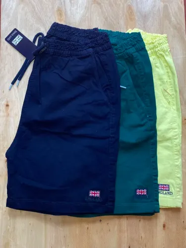 Bermudas jeans England