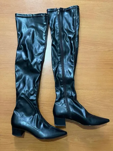 Bota Preta Cano Longo Couro Evidence 39