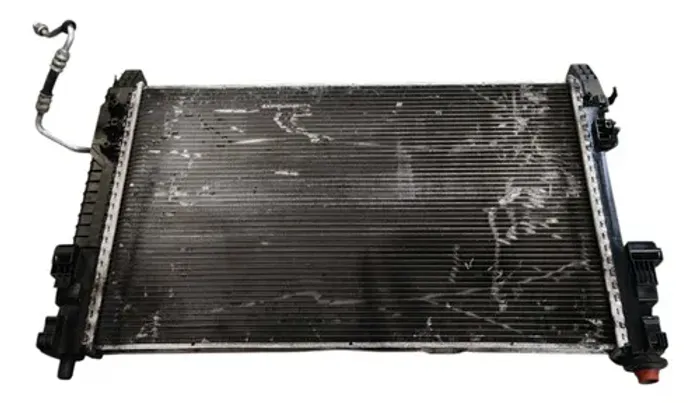 Radiador Agua Mercedes B200 2009 2010 A *