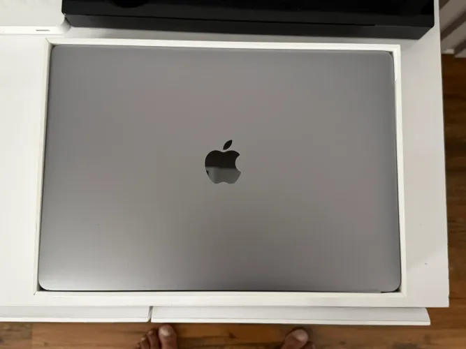 MacBook Air M1 - 2020 modelo a2337