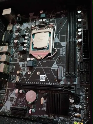 Processador Intel i5 8500 + Placa Mãe H310M-T DDR4