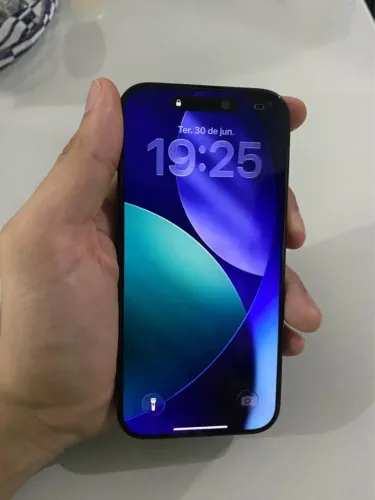 iPhone 15 Pro 128GB - Preto Titânio