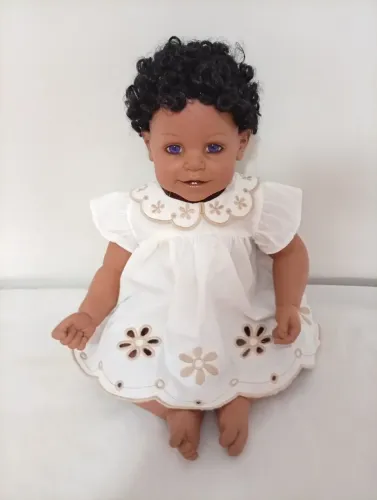 Boneca Negra Adora Doll Edição Limitada cm. 53
