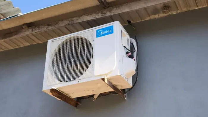 Midea