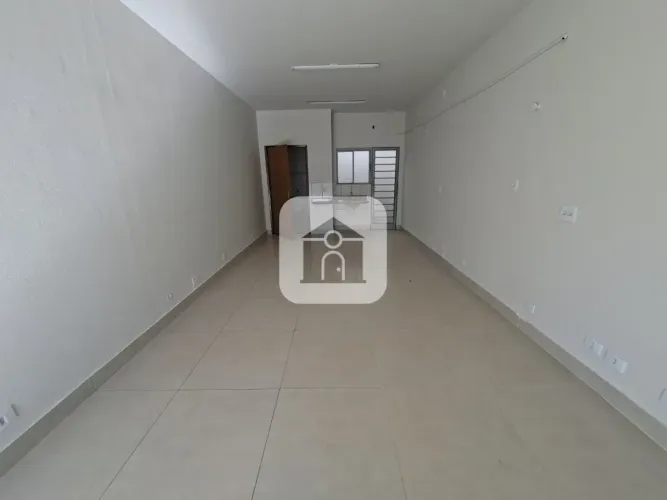 Loja comercial para locação no bairro Martins