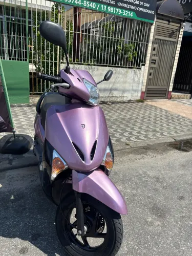 Moto Automática Honda Lead 110cc 2011 Lilás e Preta 40.000Km 