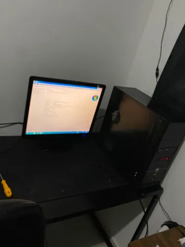 PC SIMPLES + MONITOR