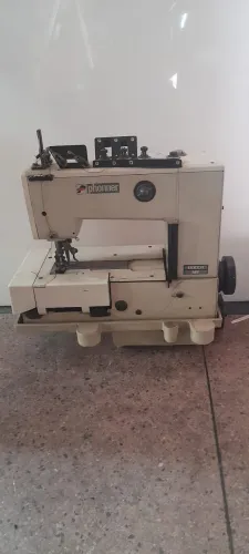 Maquina galoneira