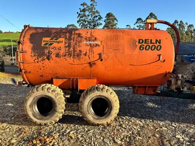 distribuidor de esterco incomagri 6000L 2020