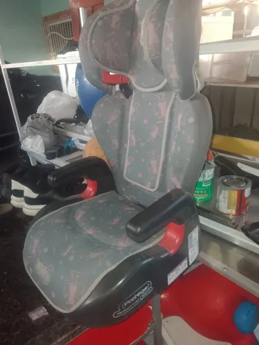 Cadeirinha de criança para carro em ótimo estado