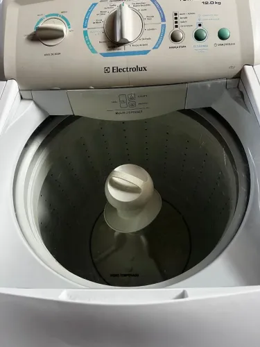 Máquina de Lavar Electrolux 12kg Turbo Economia