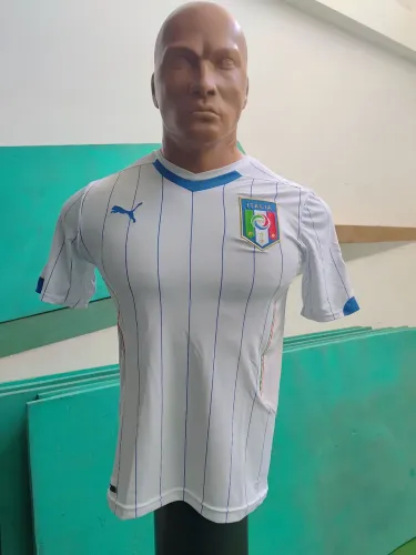 Camisa Itália retrô