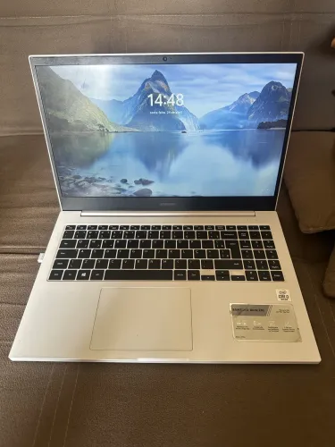 Notebook Samsung 12GB RAM + SSD