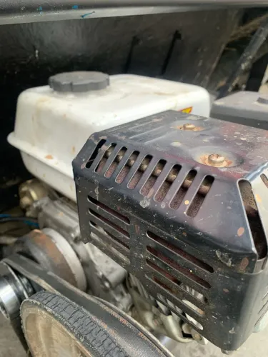 Motor estacionário branco 6.5 partida elétrica