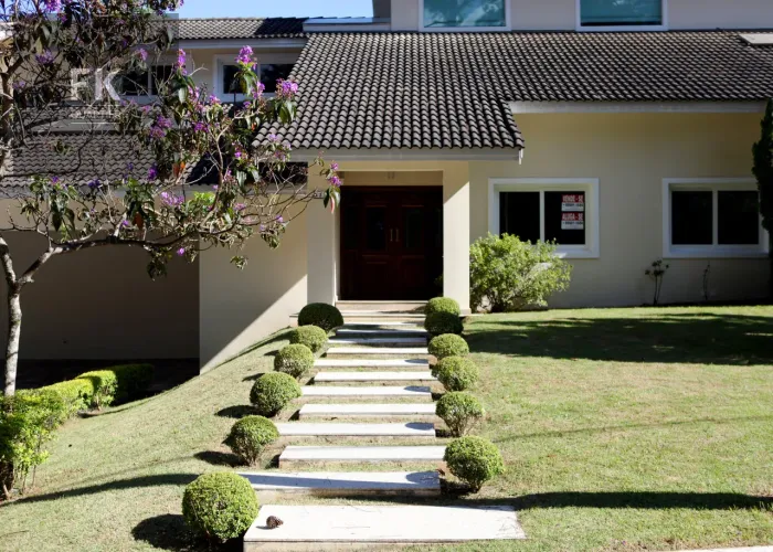 Casa de Condomínio em Alphaville