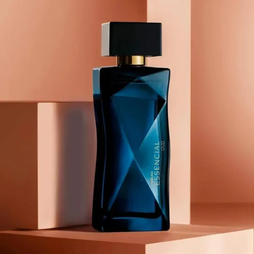 Deo Parfum Essencial Oud Feminino