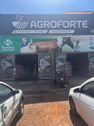Agropecuária completa com veículos e consultório veterinário em Samambaia Norte