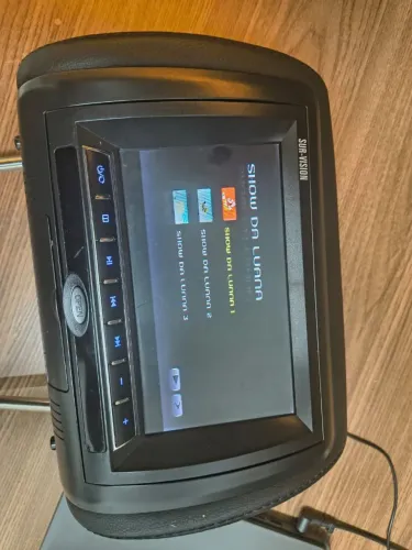 Encosto com multimídia