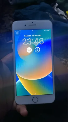 iPhone 8 Plus 