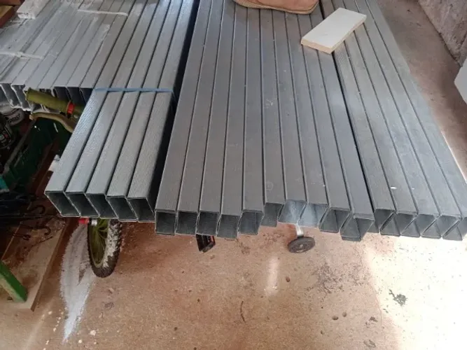 montantes e guias de 70 dry wall 