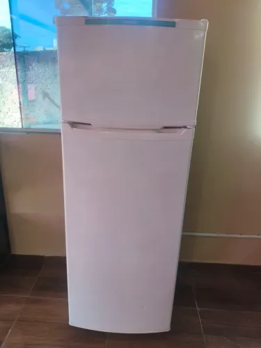 VENDO Geladeira CÔNSUL FROST FREE 380litros Entregamos Curitiba e Região
