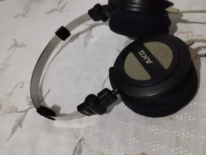 Fone AKG