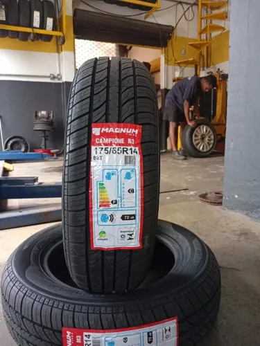 Pneu 175/65R14 Magnum Campione com 5 anos de garantia contra defeitos de fábrica.