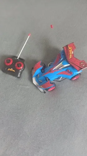 Carrinho controle remoto homem aranha