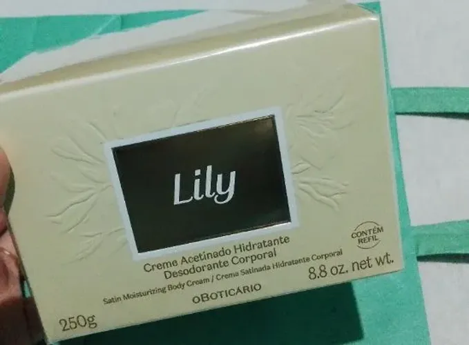 Creme Acetinado Hidratante Corporal Lily O Boticário 250g - Novo e Lacrado