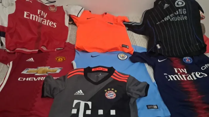 Camisas de futebol infantis. Venda a unidade, Desconto de levar mais de uma 