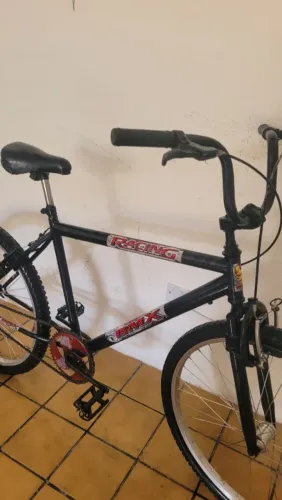 Bike aro 26 só pega e anda, perfeita para tudo faço entrega e aceito cartão