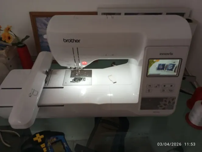 Máquina de bordar