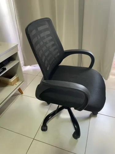 Vendo cadeira de escritório 