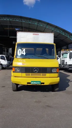Mb 710 baú
