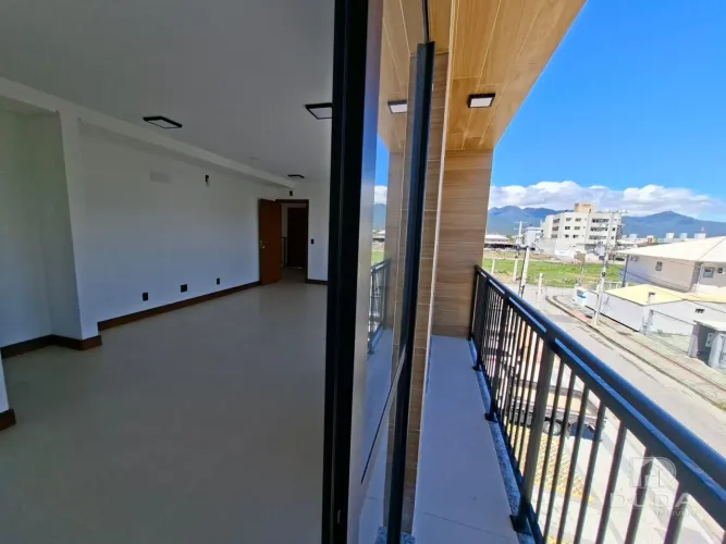 Sala comercial aérea no bairro Nova Palhoça- SC