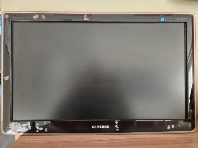 TV Samsung 24" LCD