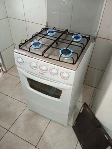 Fogão 4 Bocas Branco Dako Conservado Forno funcionando Perfeito