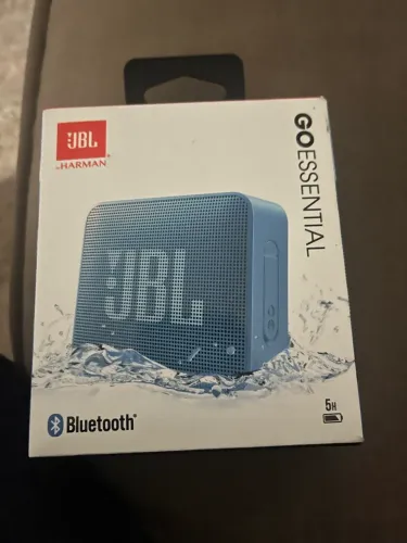 Jbl go essential
