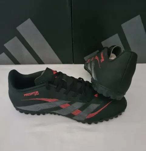 Chuteira Adidas Predator Club TF Tam-41 (original / usado)