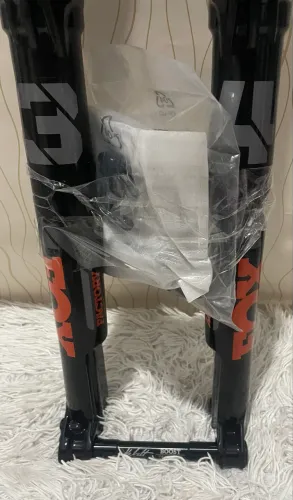 Suspensao FOX 34 kashima 110mm acompanha trava