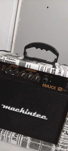 Caixa de som para Guitarra