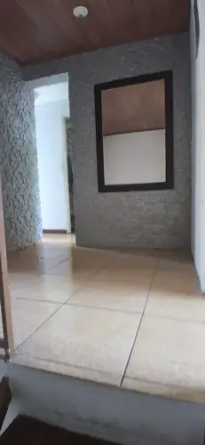 Casa em Condomínio com 4 Quarto(s) e 2 banheiro(s) para Alugar, 87 m² por R$ 1300 / Mês