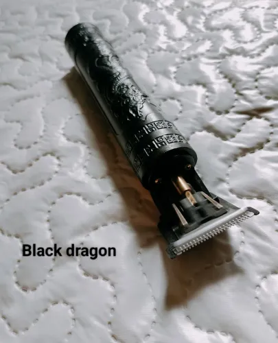 Máquina de cortar cabelo e barba