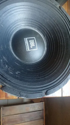 Subwoofer JBL Tornado 15SW19A 15 Pol 2500W RMS / 10000W Peak