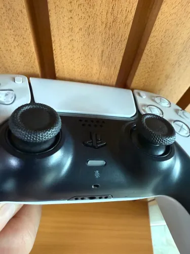 Controle ps5 com analógicos hall effect