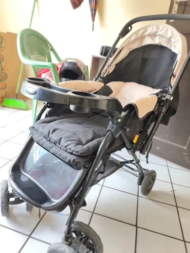 Carrinho de Bebê cosco kids + bebê conforto