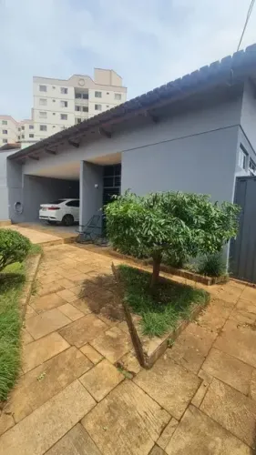 Excelente oportunidade em Goiânia. Casa 03 suítes!