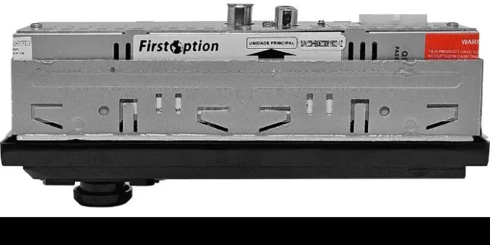 Toca CD e fonte chaveada