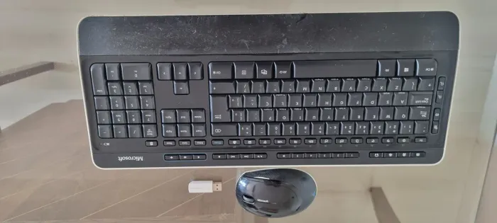 Teclado e mouse sem fio Microsoft